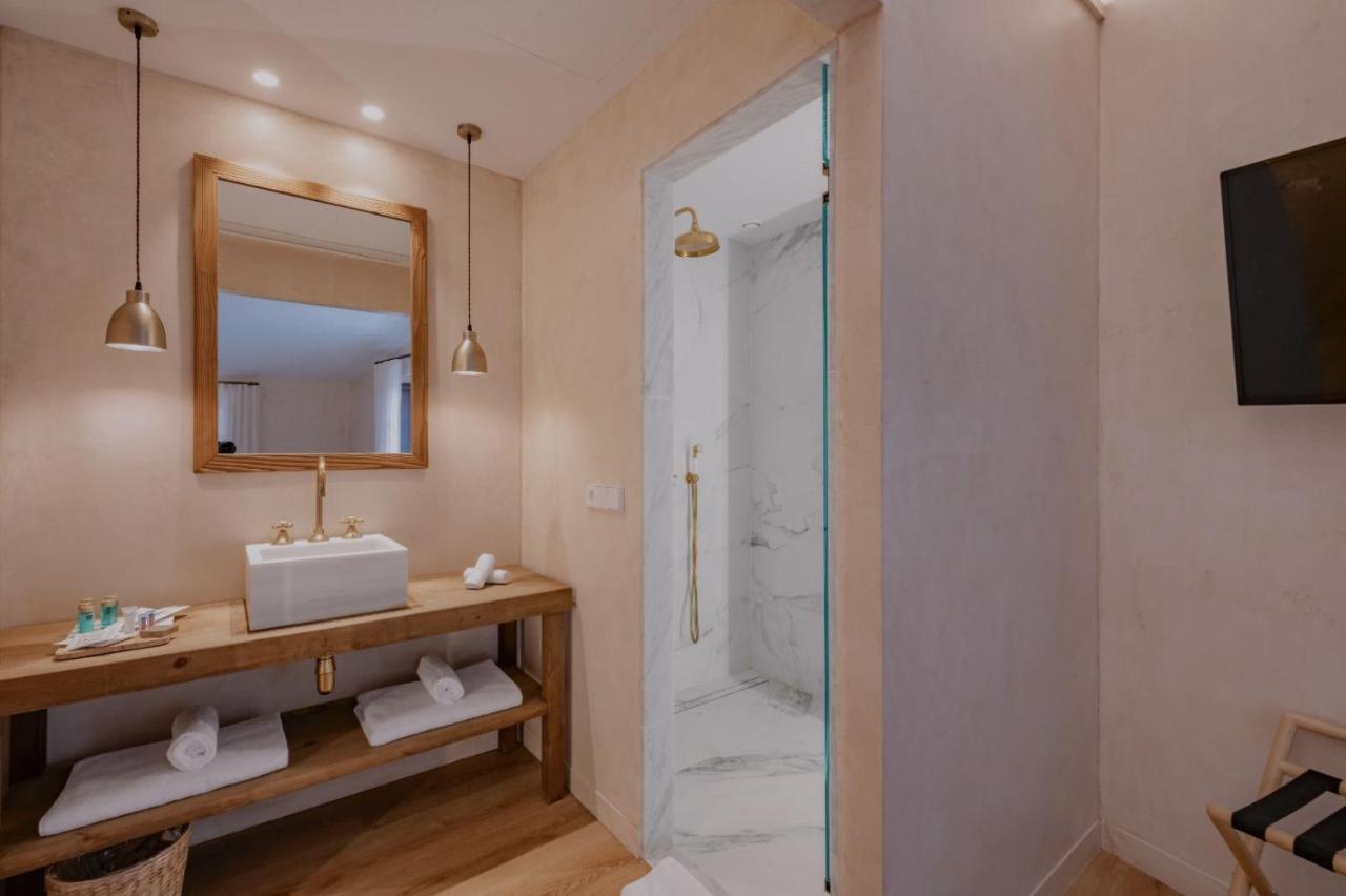Palau Macelli & 4*