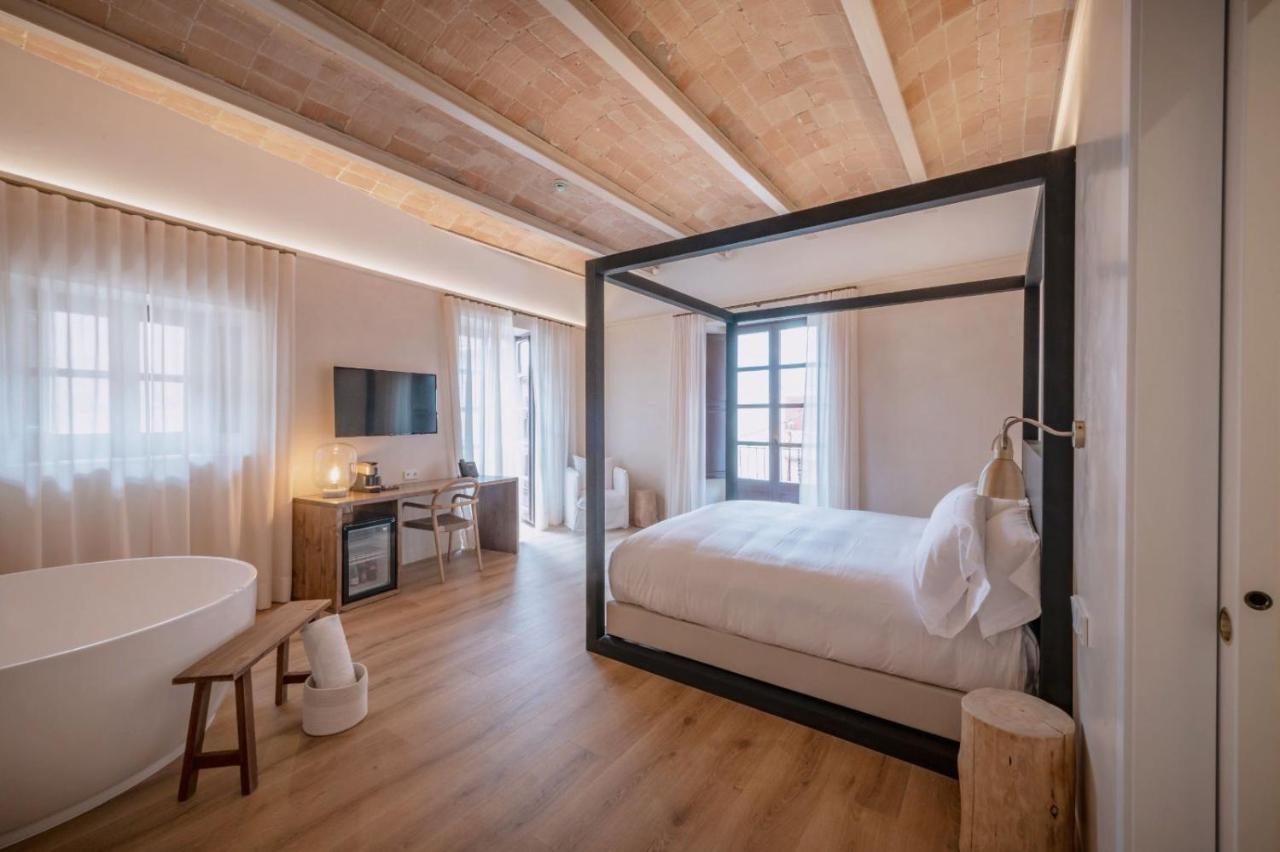 Hotel Palau Macelli & Castello  D'Empuries