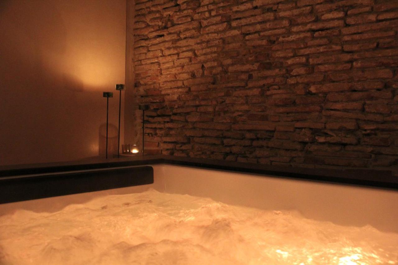 Palau Macelli & Hotel 4*
