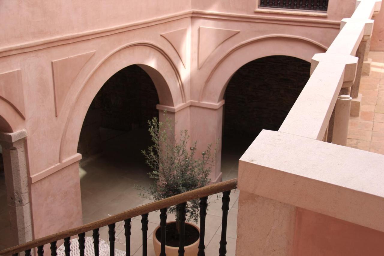 Palau Macelli & 4*
